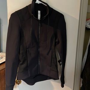 NWOT Lululemon black jacket